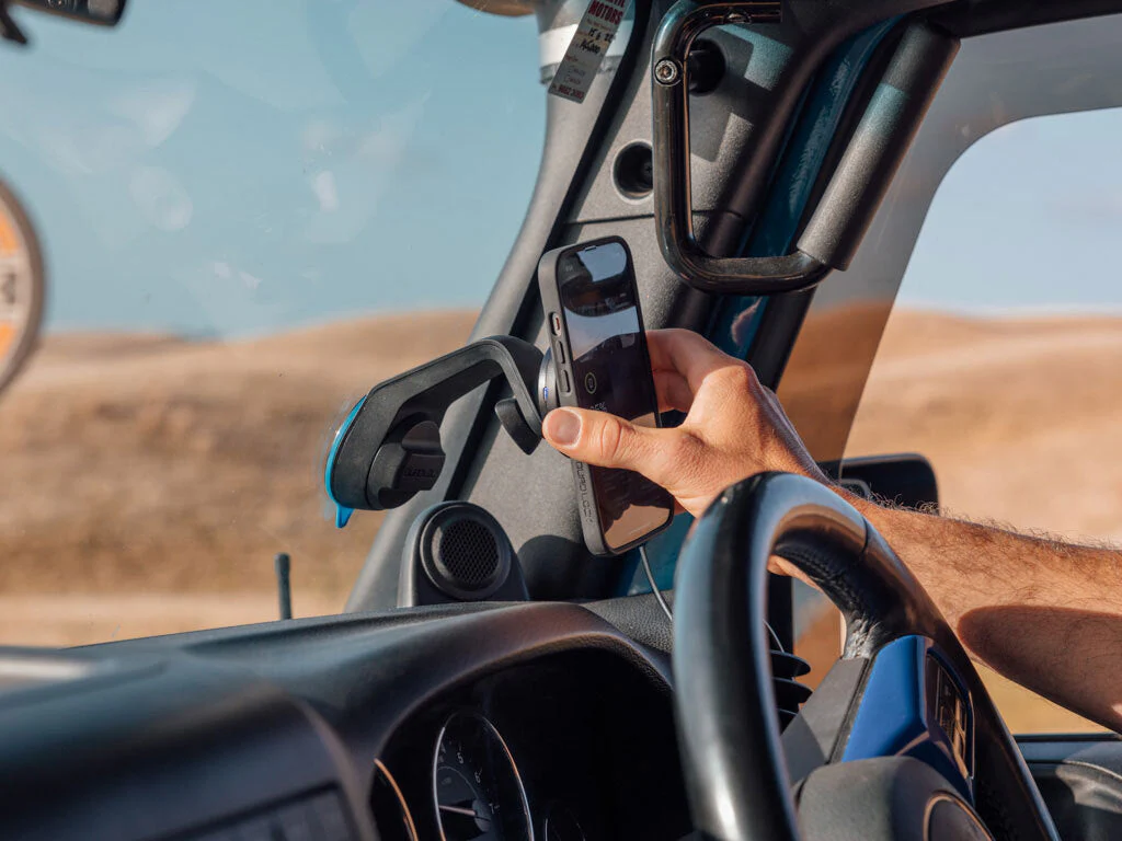 4x4 Car - Suction Mounts - Image 16