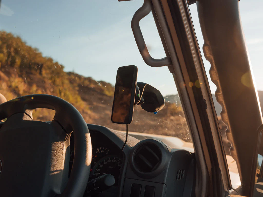 4x4 Car - Suction Mounts - Image 18